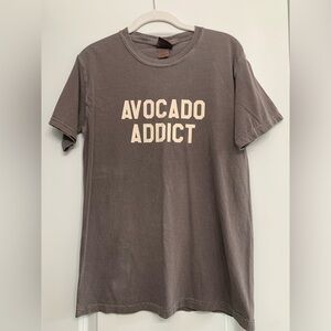 'Avocado Addict' T-Shirt in Light Brown